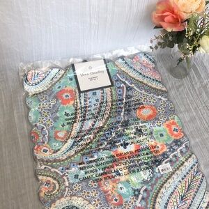 VERA BRADLEY Citrus Paisley set of 2 rectangle scalloped placemats NEW NWT